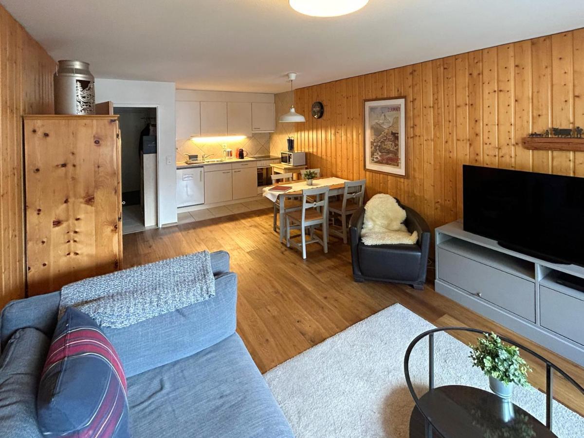 Beautiful Apartment In Zermatt With A Breathtaking View Of The Matterhorn Esterno foto